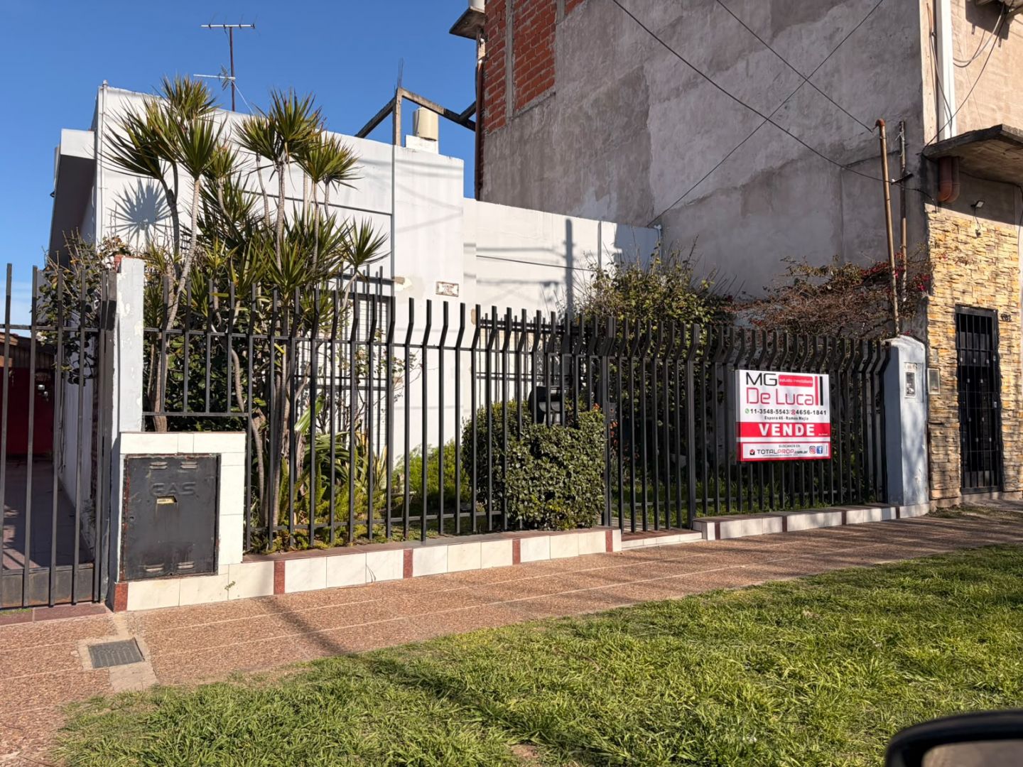 Casa en Juan Llerena 1100
