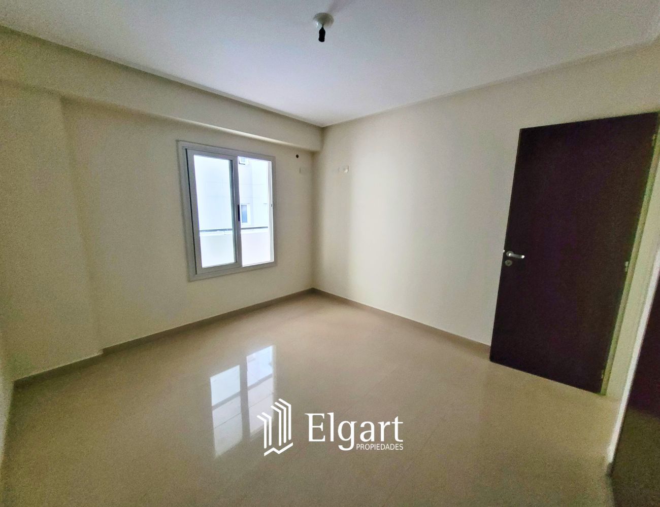 VENTA DE DEPARTAMENTO EN San Miguel de Tucumán - 4
