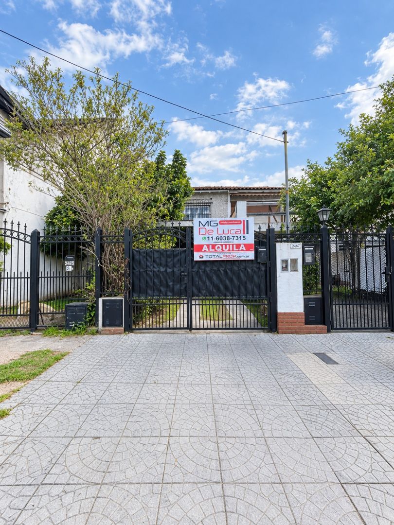 Casa en Moreno 2100