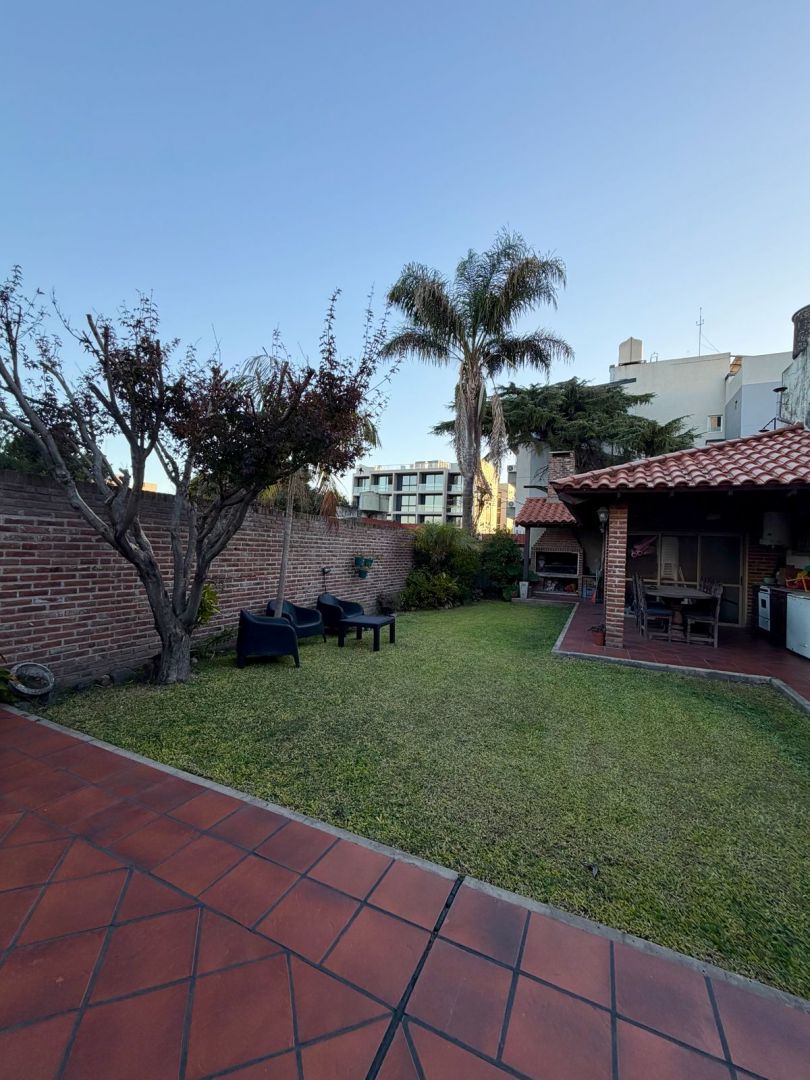 Casa en venta El Palomar 4 ambientes