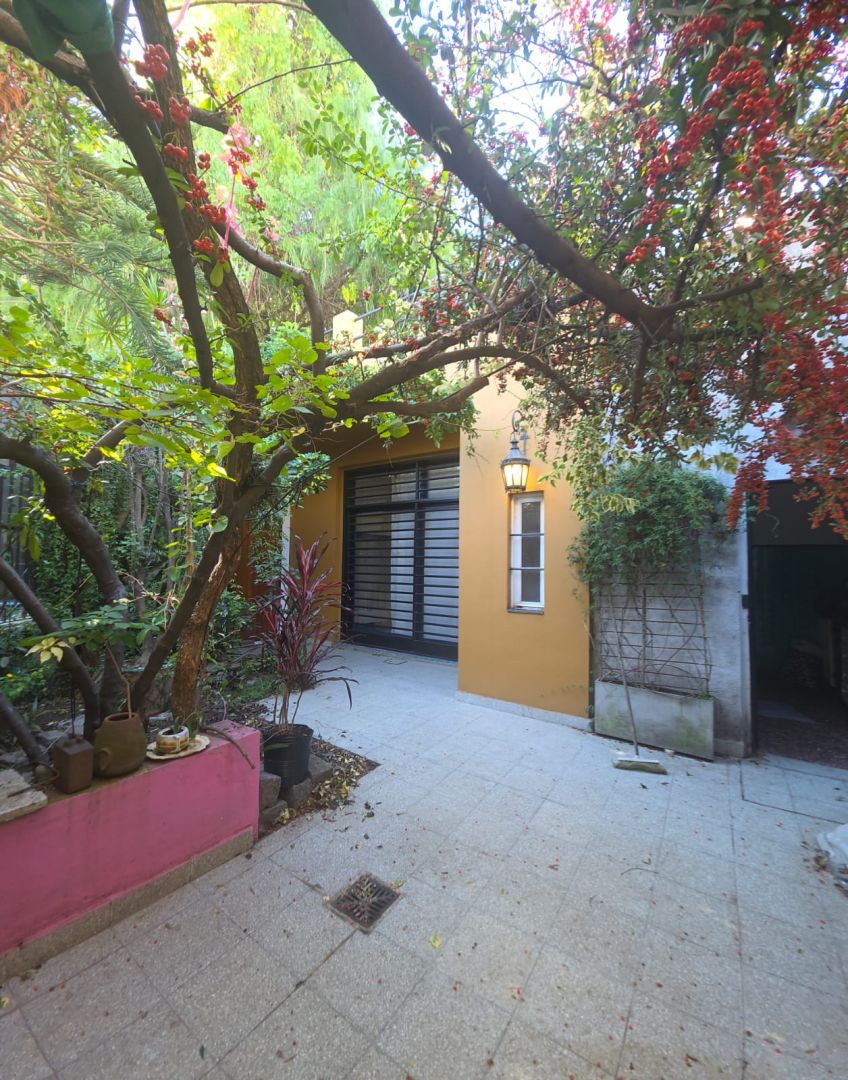 ESQUINA DE ALTO IMPACTO.. Zonificación: USAB1  Planta Baja + 3 pisos, sin retiros