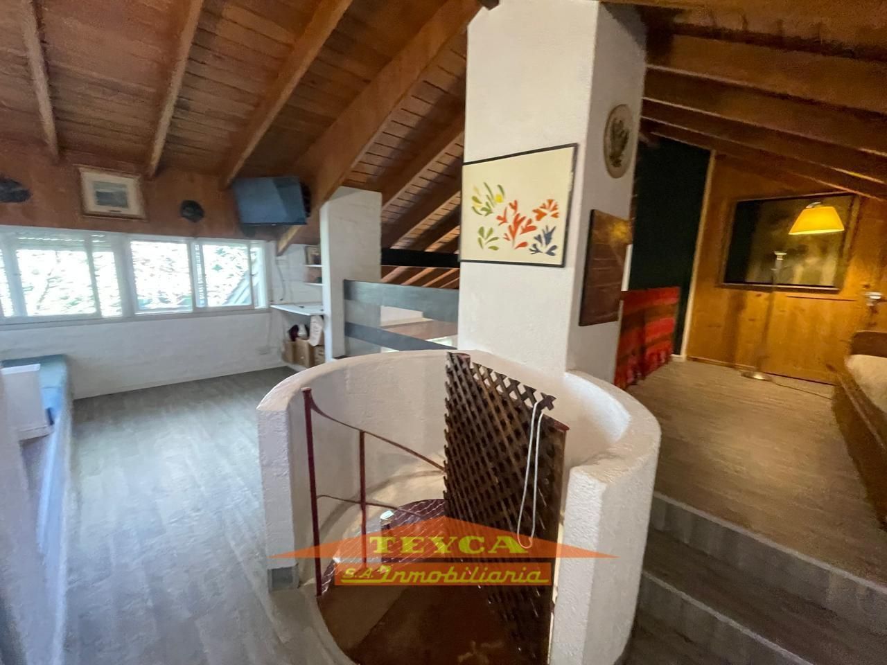 Casa en venta Lasalle 5 ambientes