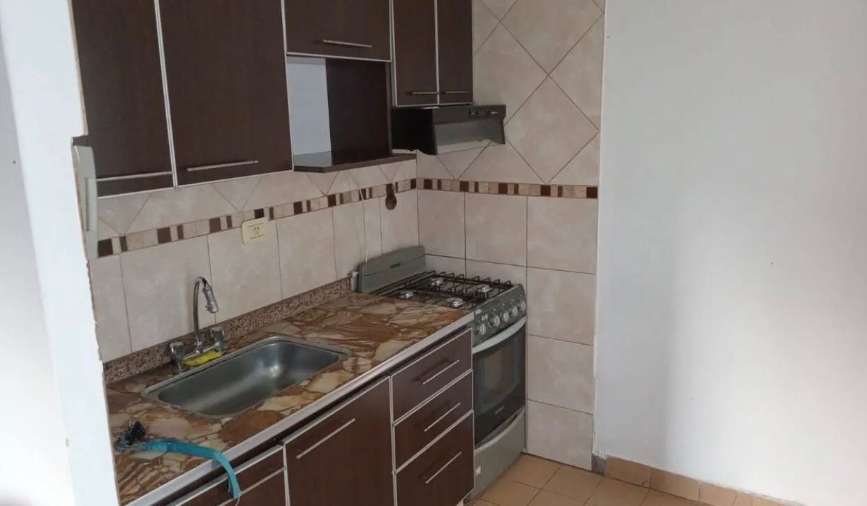 ALQUILER DE DEPARTAMENTO EN La Matanza - Ramos Mejía - 11
