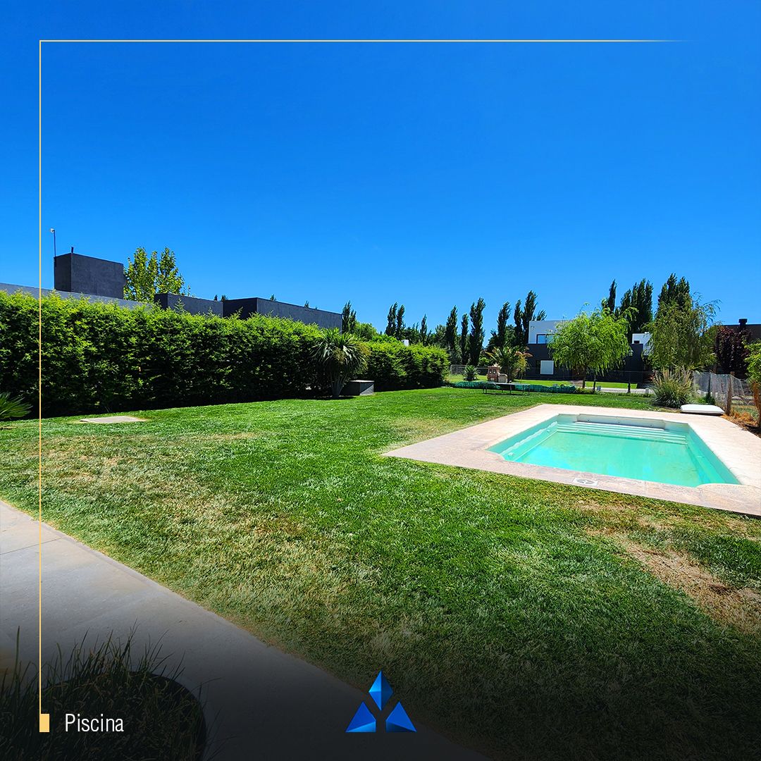 VENTA DE CASA EN General Roca - 18