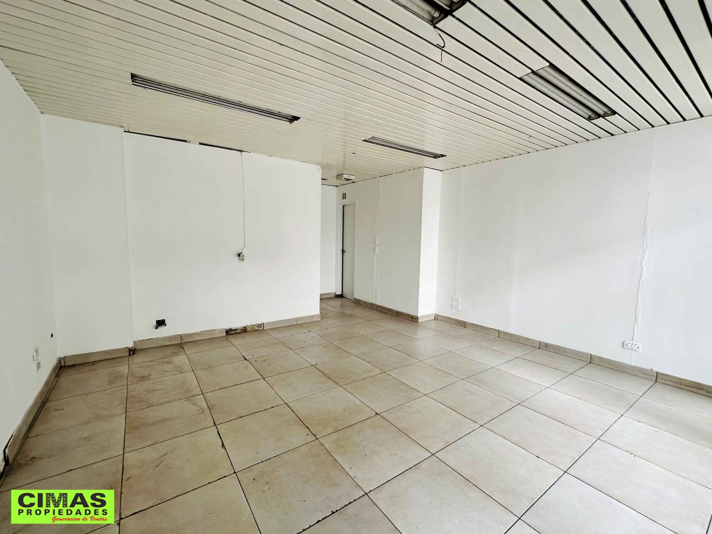 ALQUILER DE LOCAL EN Capital Federal - Floresta - 5