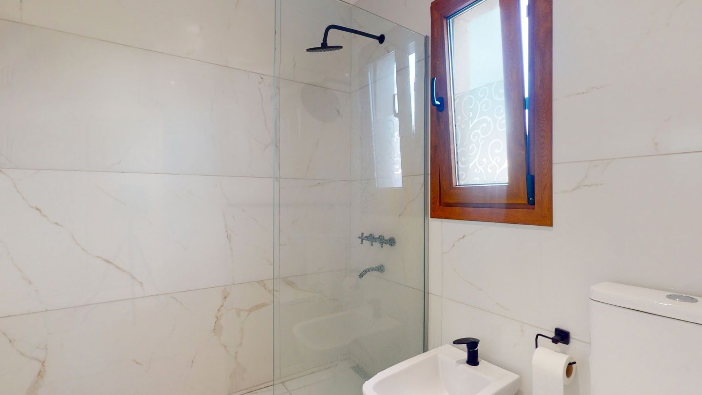 VENTA DE CASA EN La Plata - City Bell - 36