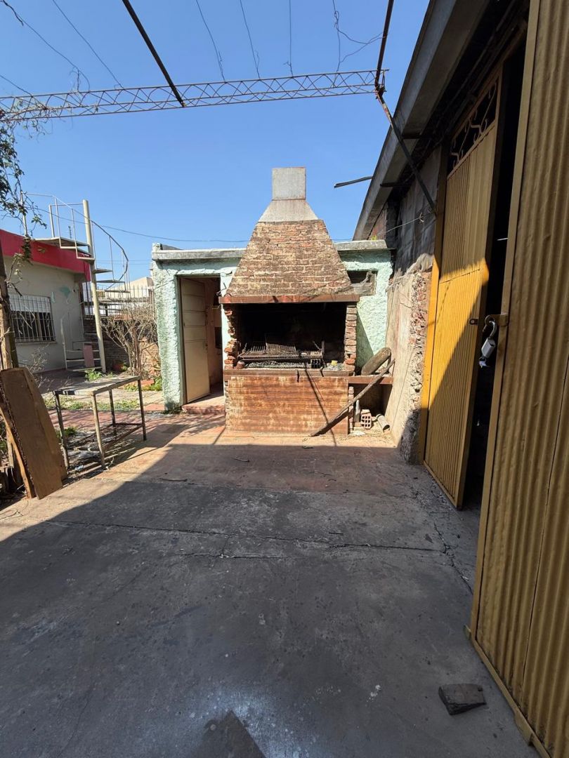 Casa en Venta en Moron, G.B.A. Zona Oeste