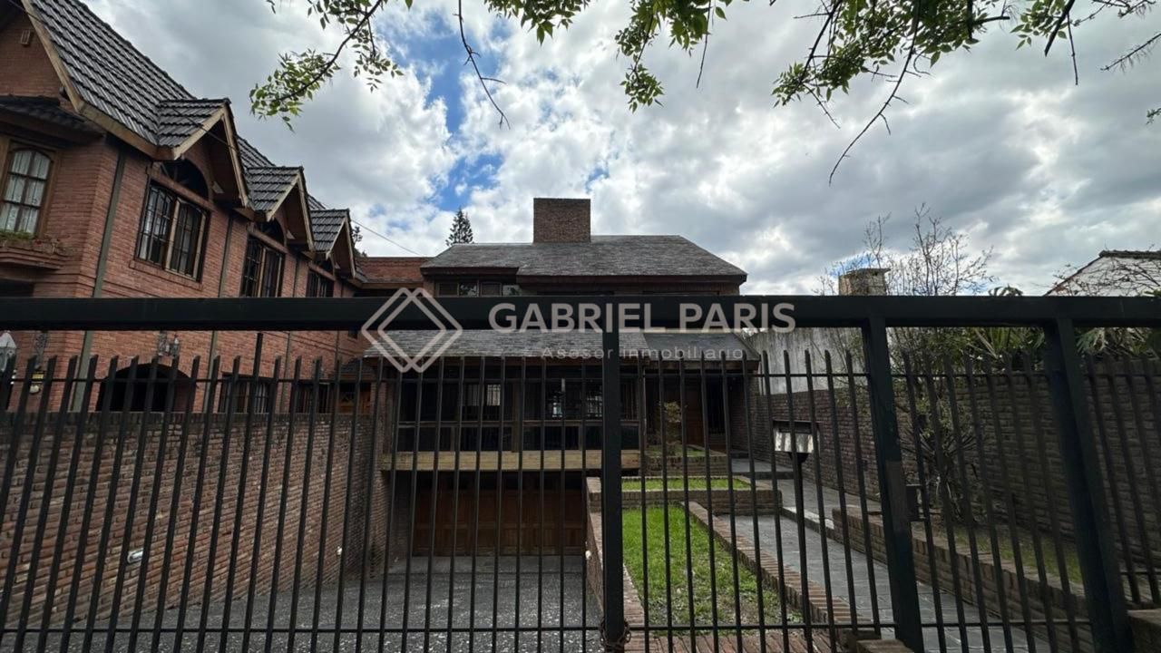Casa en ZAPIOLA 1100