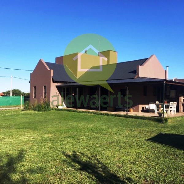 Casa EN VENTA