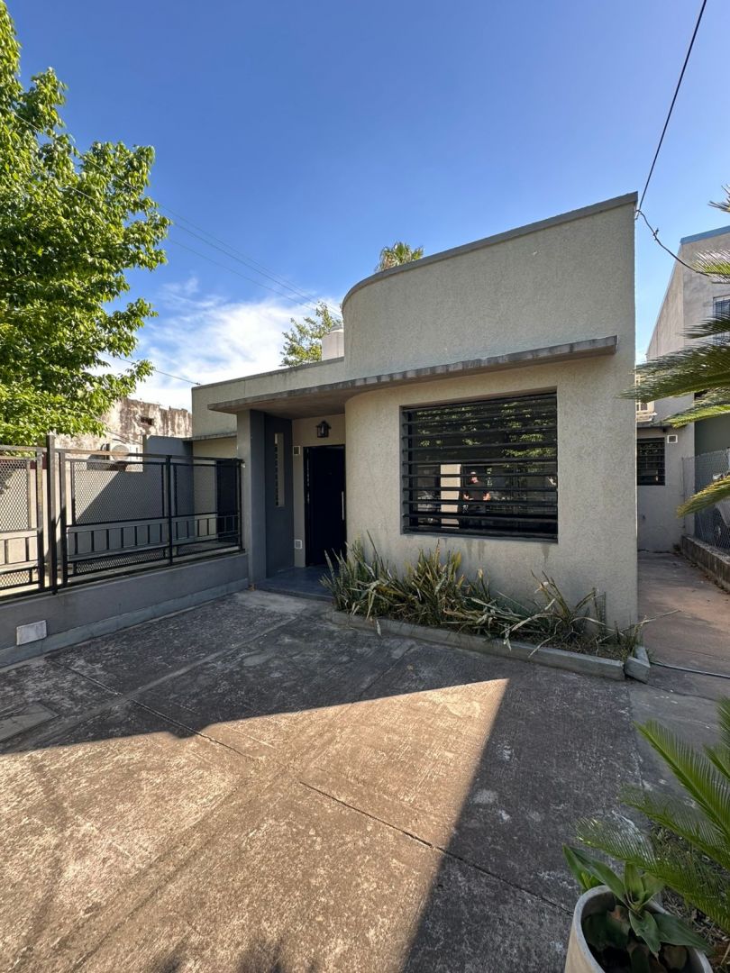 Casa en alquiler Bella Vista 3 