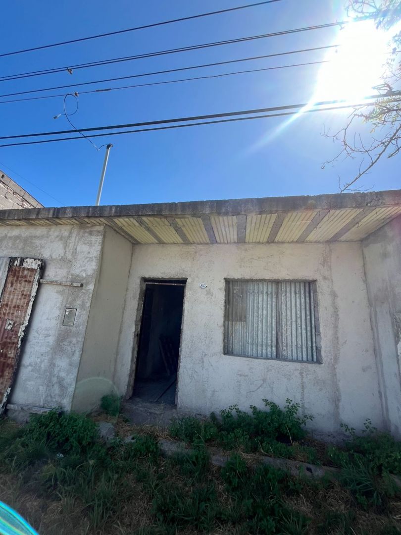 VENTA DE CASA EN Olavarría - Barrio PyM - 2