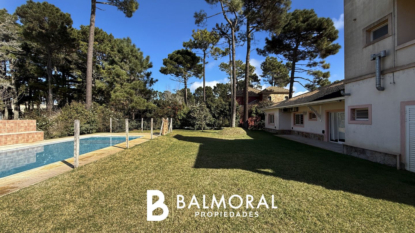 ALQUILER DE CASA EN Pinamar - Alamos - 24