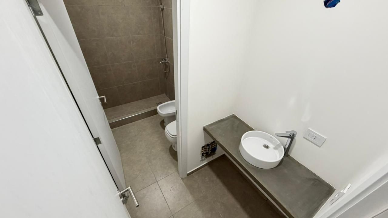 ALQUILER DE CASA EN José C Paz - 20