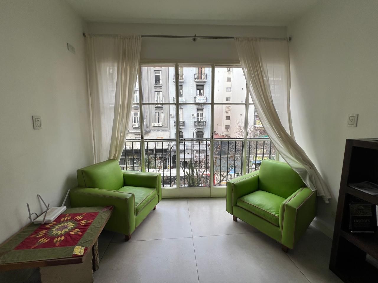 Departamento en Av corrientes 2000