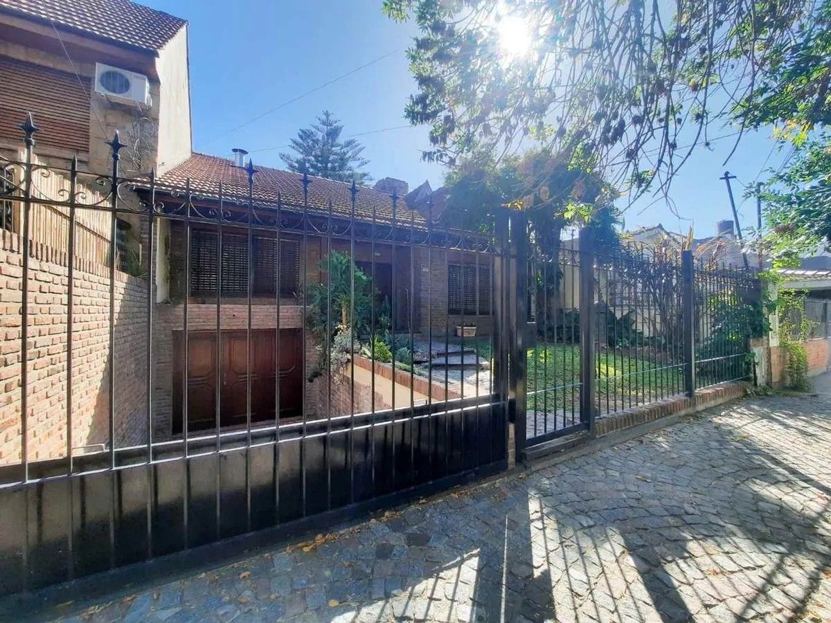 VENTA DE CASA EN Castelar - Castelar - 31