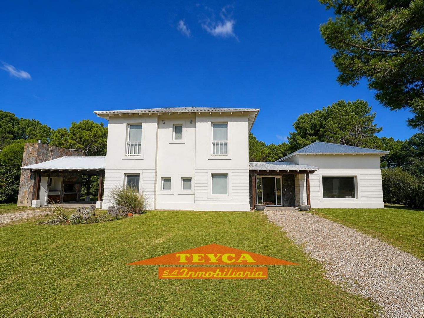 Casa en venta La Herradura 5 ambientes