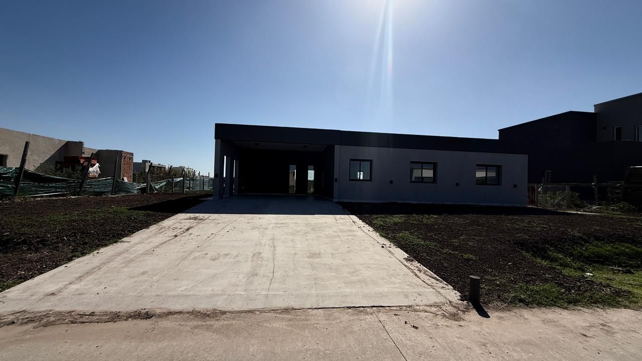 VENTA DE CASA EN Ezeiza - La Magdalena - 34
