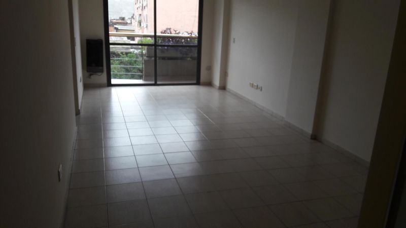 Departamento en Chacabuco 500