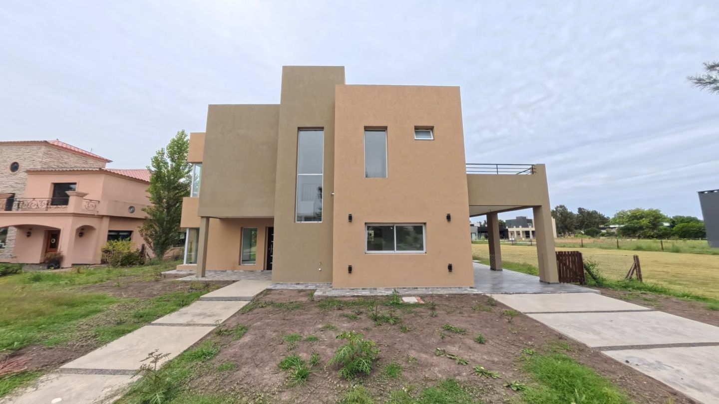 Casa EN VENTA