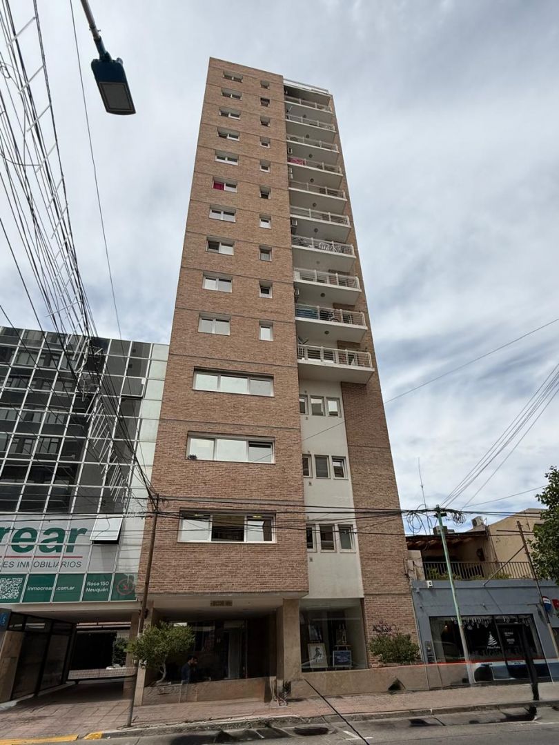 ALQUILER DE DEPARTAMENTO EN Neuquén - centro - 1