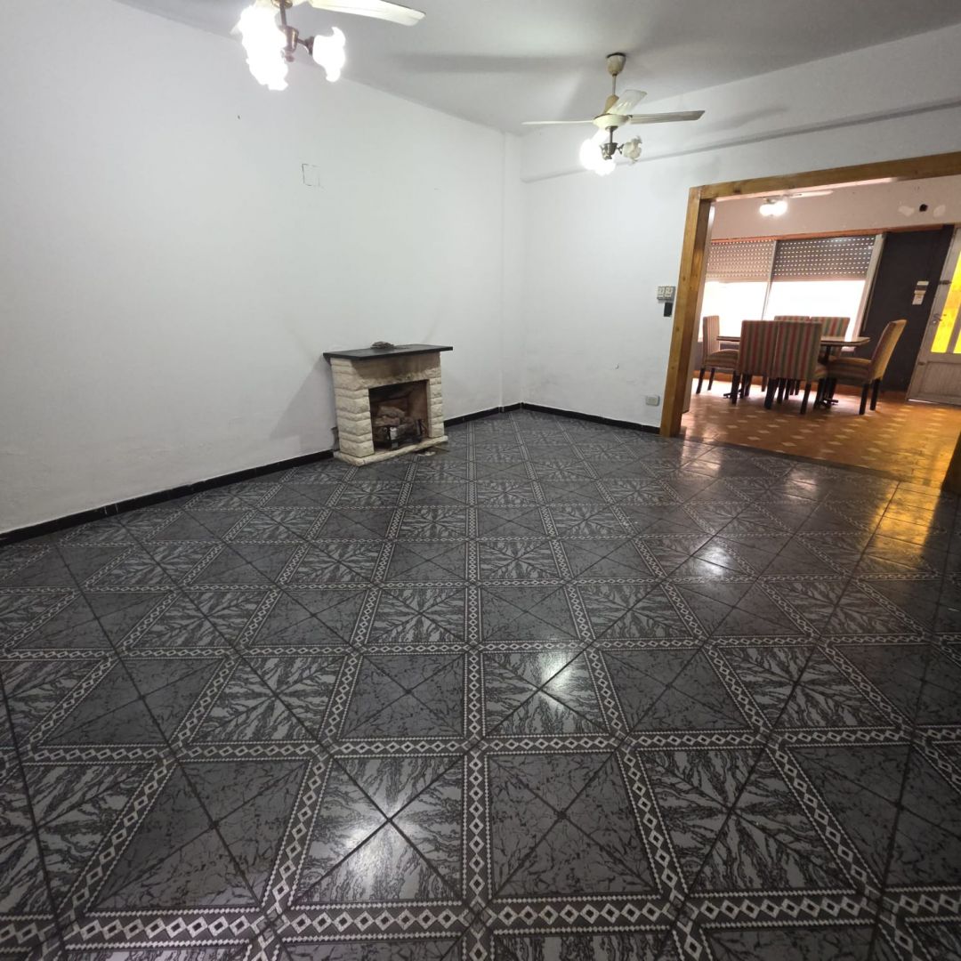 Lanus CNEL MOLINEDO 1300