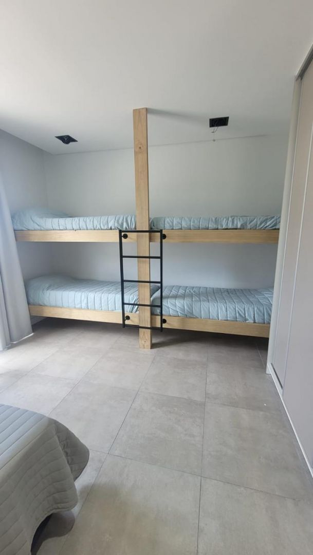 Casa en Venta en Pinamar, Buenos Aires Costa Atlantica
