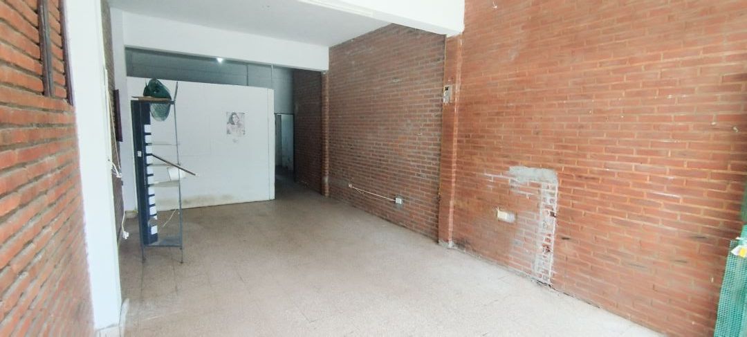 VENTA DE LOCAL EN Villa Gesell - Sur - 34