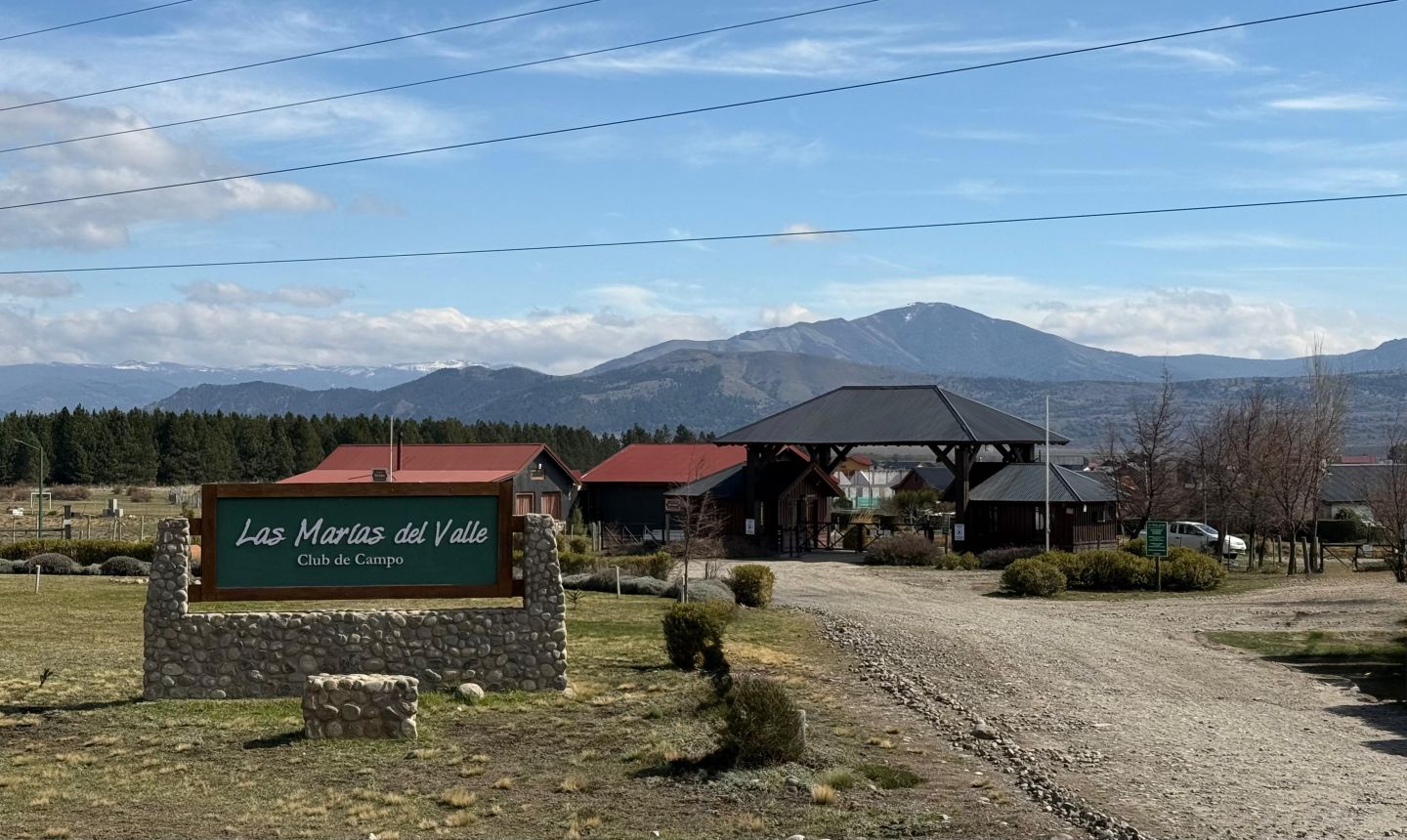 Lote en RUTA 40 2200