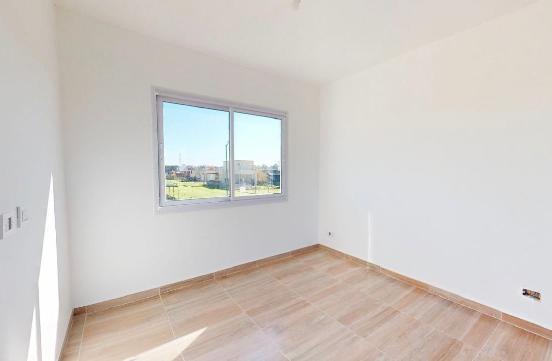 VENTA DE CASA EN Ezeiza - Laguna Azul - 26