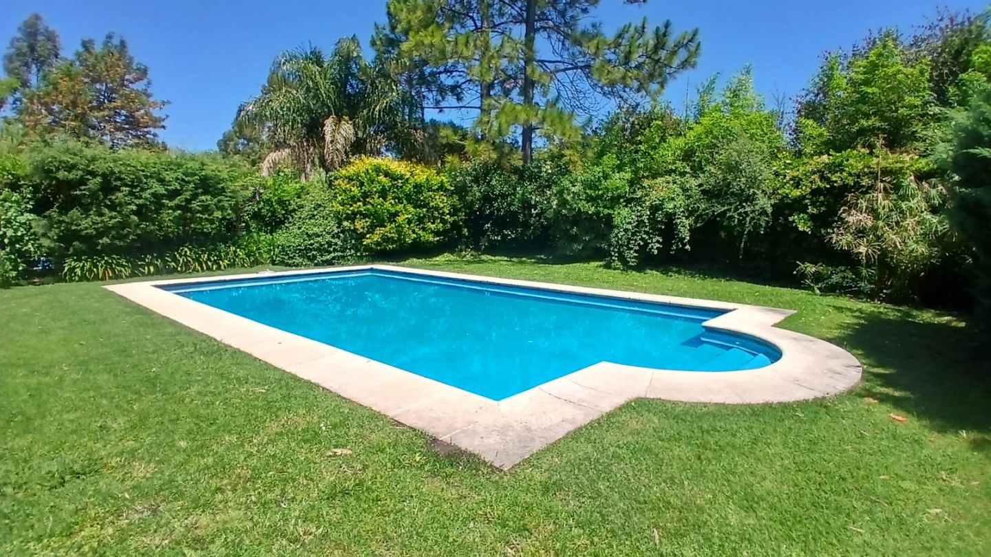VENTA DE CASA EN Esteban Echeverría - 26