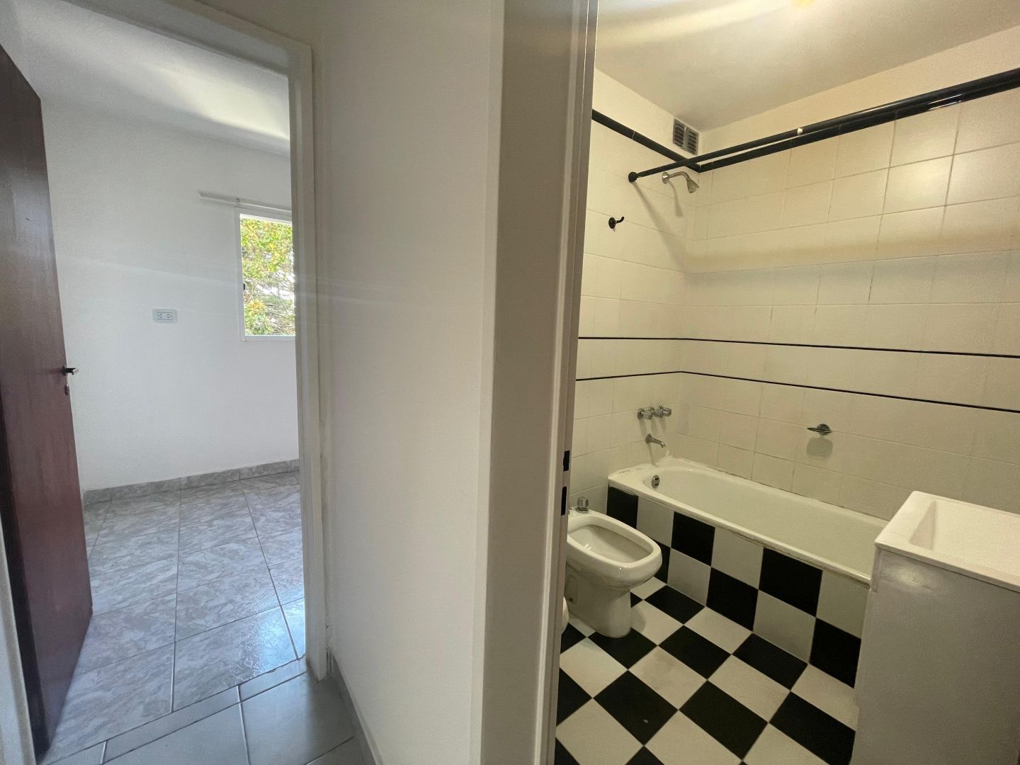 Departamento en Alquiler en General San Martin, G.B.A. Zona Norte