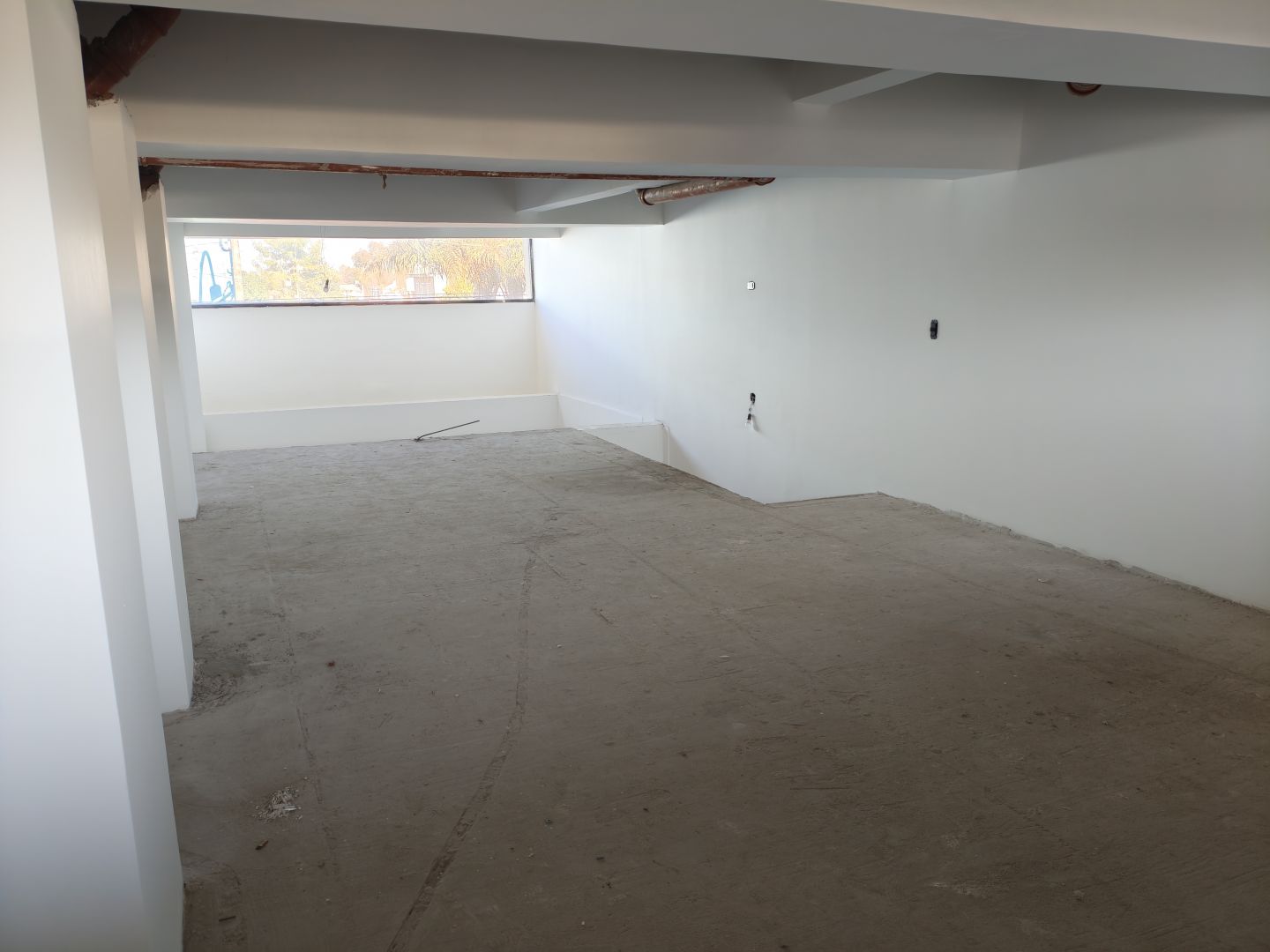 LOCAL EN VENTA Y ALQUILER