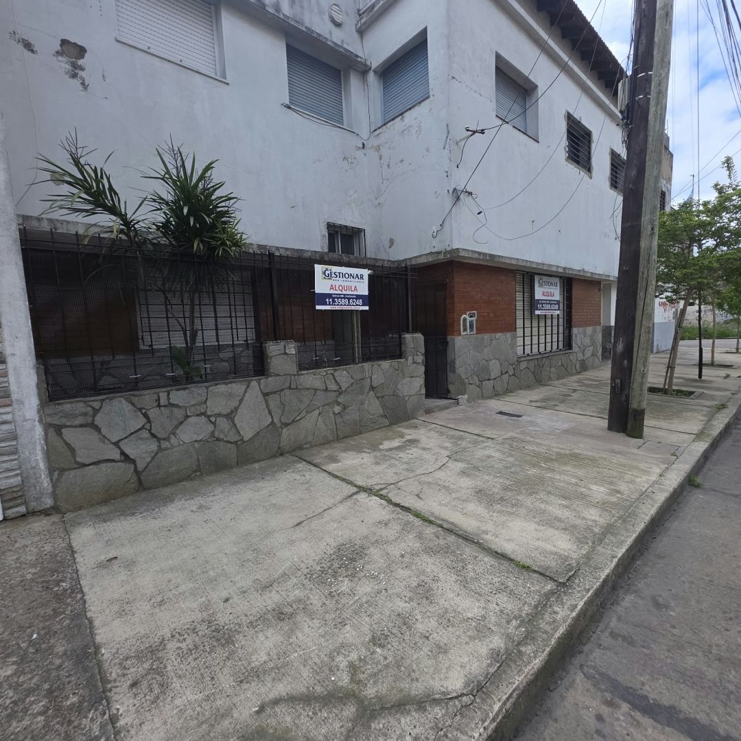 Departamento en LA RIOJA 2200