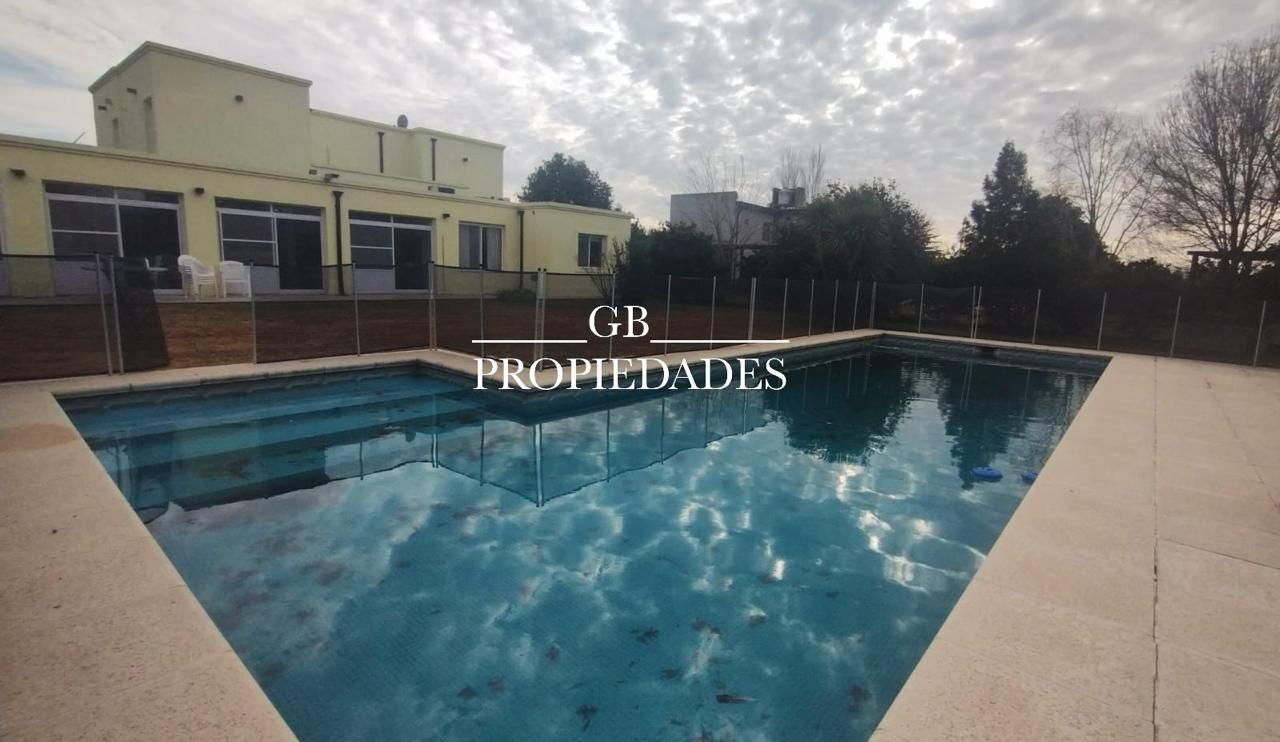 VENTA DE CASA EN Pilar - 32