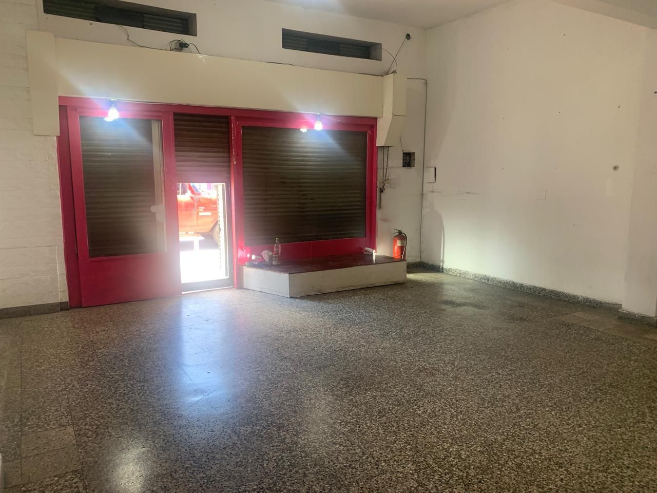 LOCAL EN ALQUILER