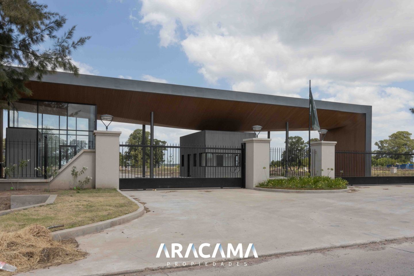 VENTA DE LOTE EN Presidente Perón - Canning - 36
