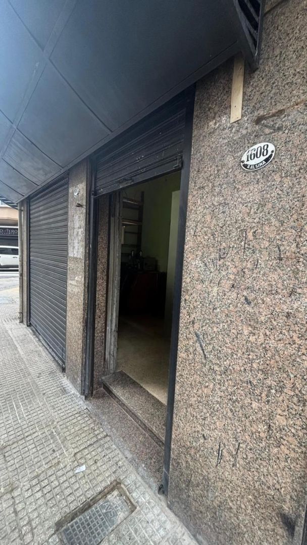 Local Comercial en ALSINA, ADOLFO 1600