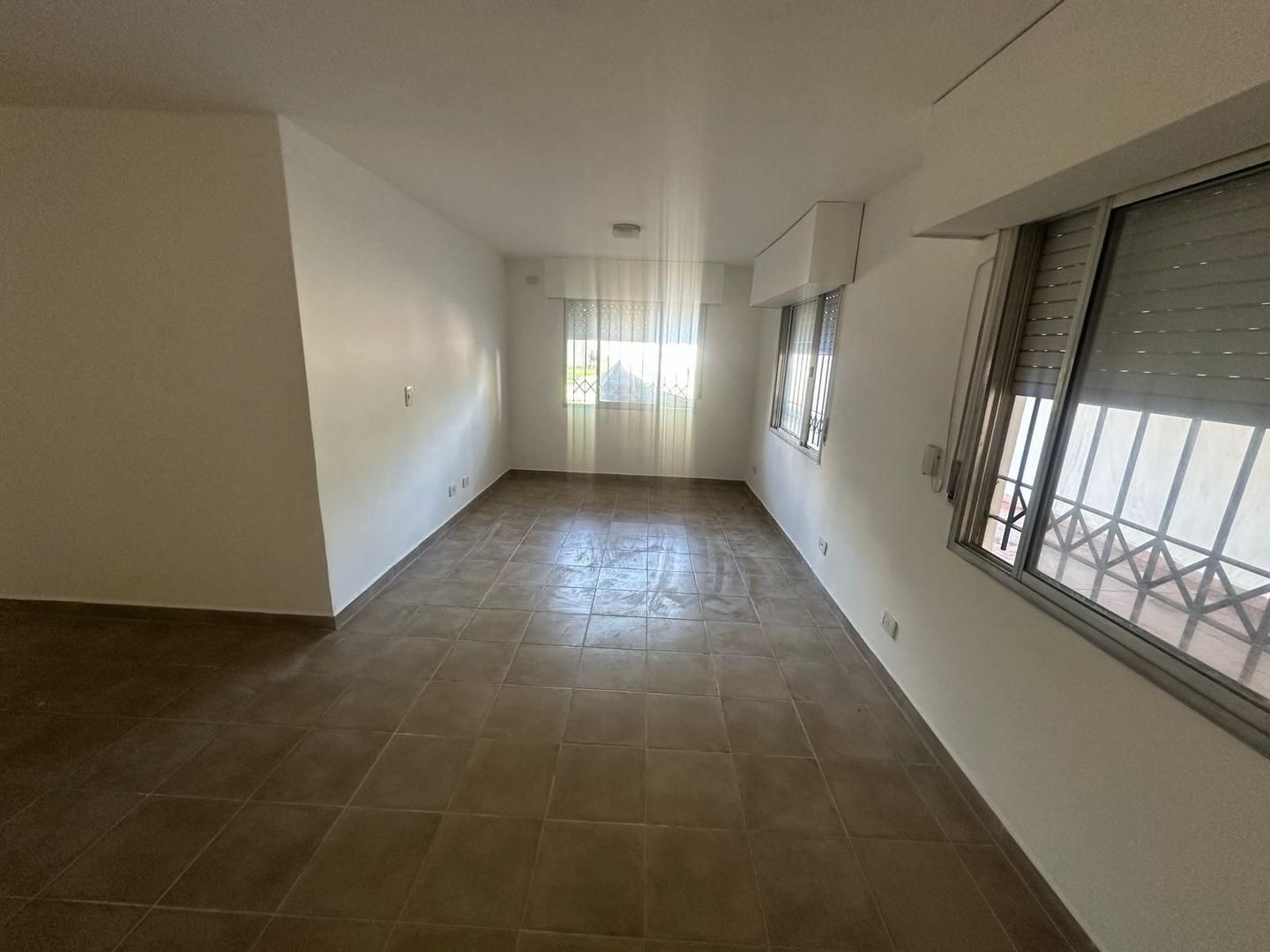 ALQUILER DE DEPARTAMENTO EN José C Paz - José C Paz - 4
