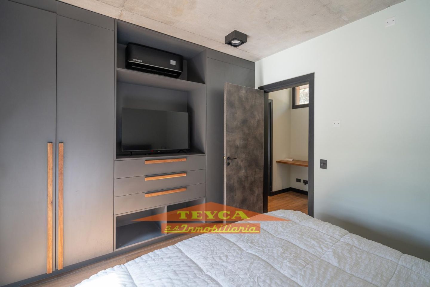 Casa en venta Barrio Pioneros 4 ambientes