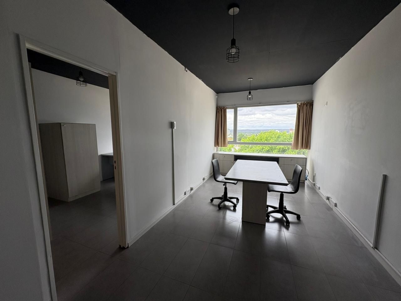 Oficina en Alquiler en Neuquen, Neuquen