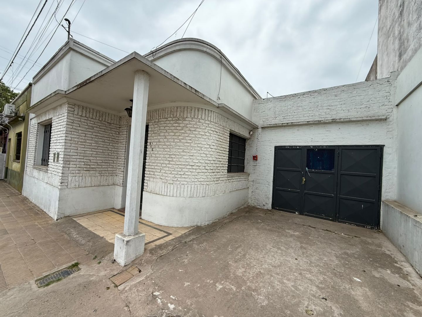 Casa en Hipolito Irigoye