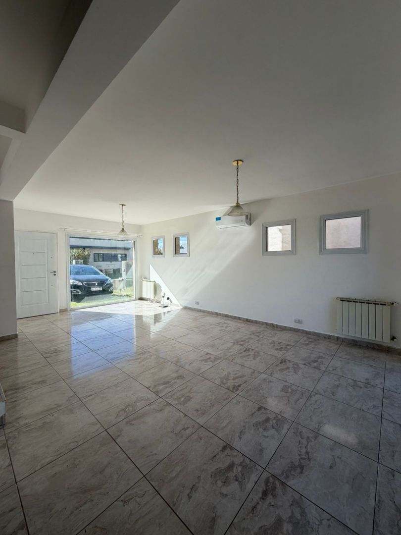 Casa EN ALQUILER