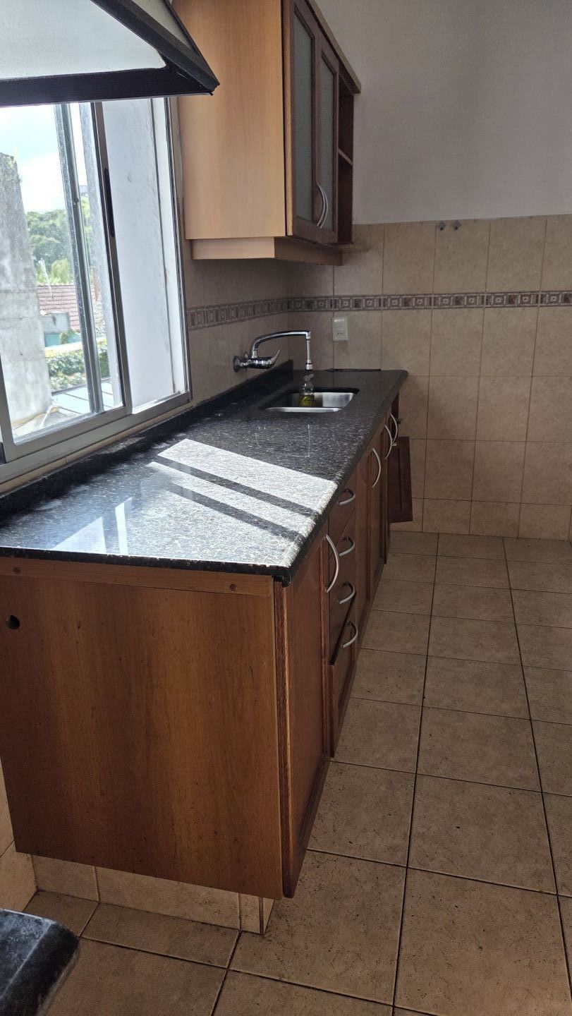 Casa en venta - 3 dormitorios, azotea, Parque Batlle