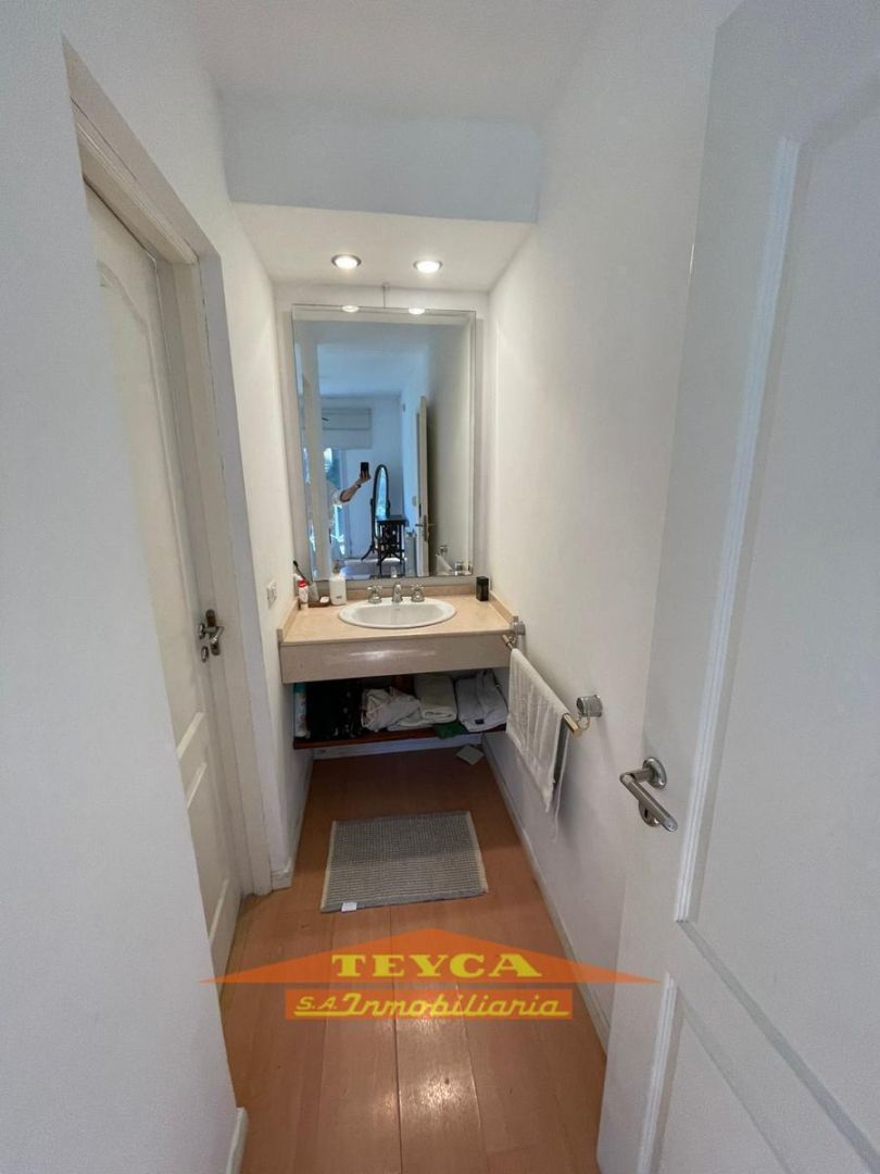 Casa en venta Lasalle 5 ambientes