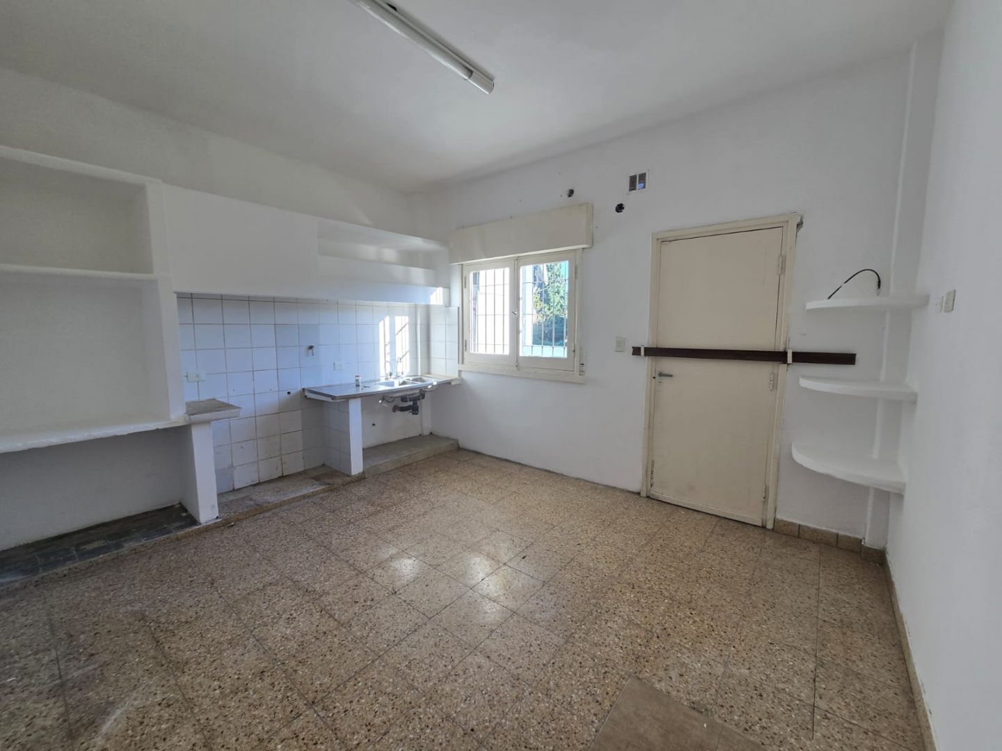 Cochera EN VENTA