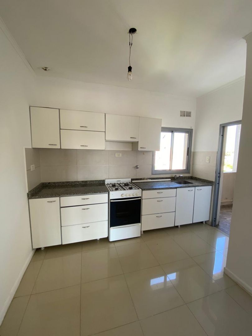 ALQUILER DE DEPARTAMENTO EN Paraná - 3