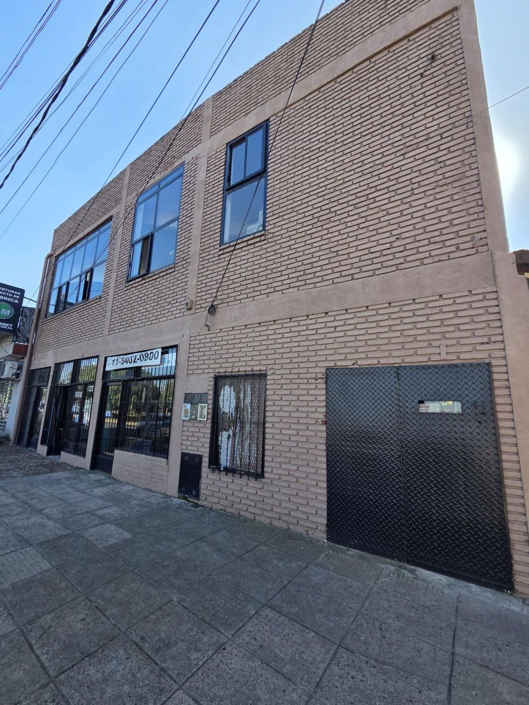 Local Comercial en Alquiler en Ituzaingo, G.B.A. Zona Oeste