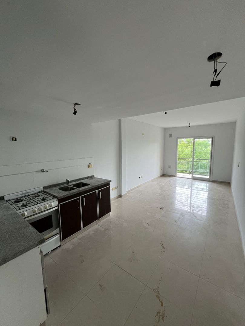 Departamento en Alquiler en Moron, G.B.A. Zona Oeste