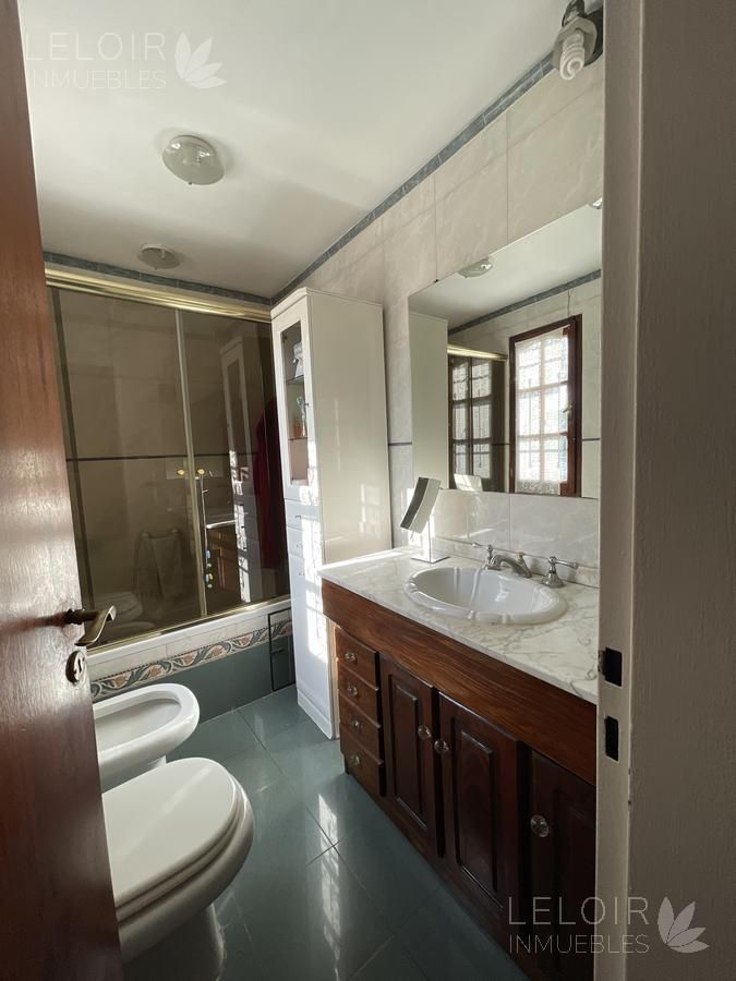 Casa en Venta en Moron, G.B.A. Zona Oeste