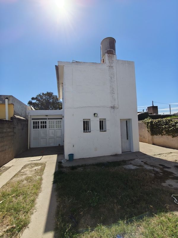 Casa en venta y alquiler Las Playas 3 ambientes